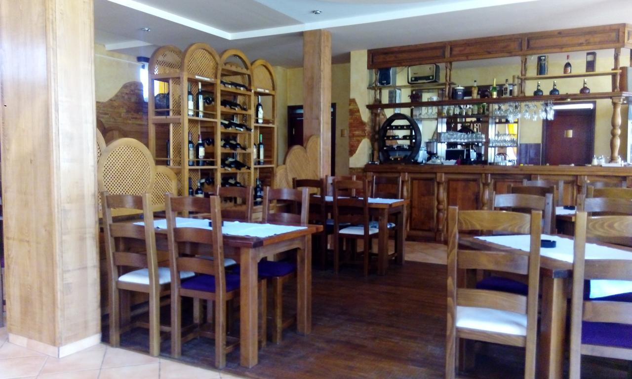 Pansion Kamin Bed and Breakfast Lukavica Eksteriør billede